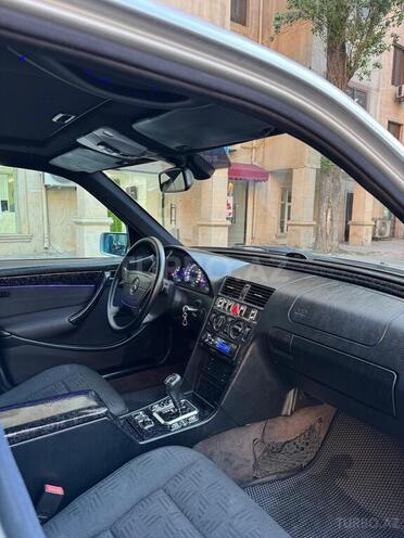 Mercedes C 240 1998, 330,000 km - 2.4 l - Bakı