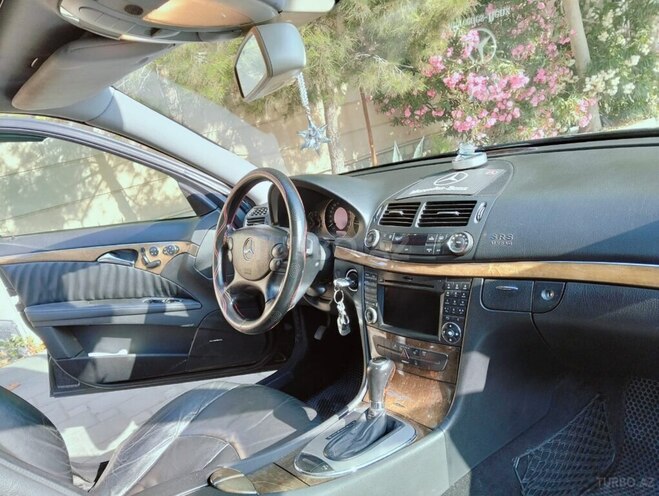 Mercedes E 220 d 2006, 254,742 km - 2.2 л - Bakı