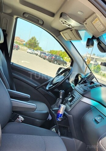 Mercedes Viano 2011, 240,000 km - 2.1 l - Bakı