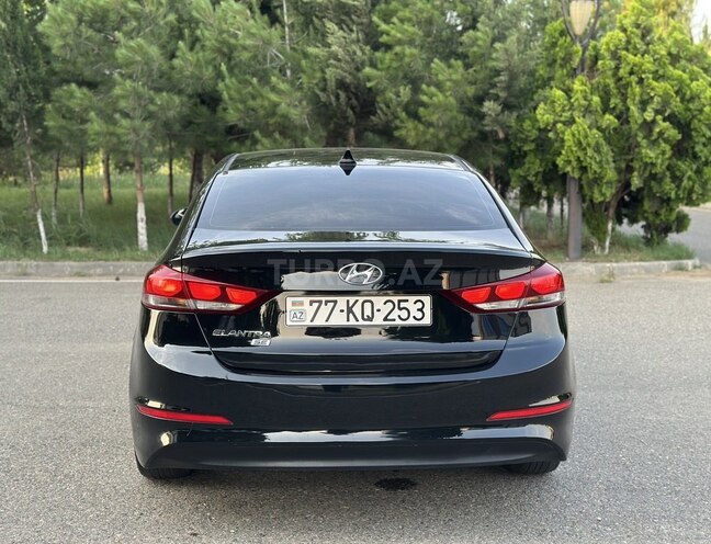 Hyundai Elantra 2016, 102,000 km - 2.0 l - Saatlı