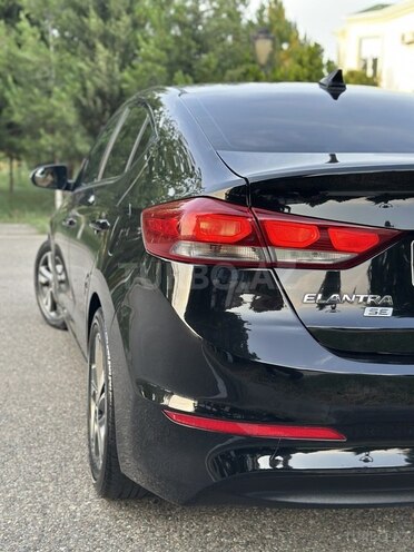Hyundai Elantra 2016, 102,000 km - 2.0 l - Saatlı