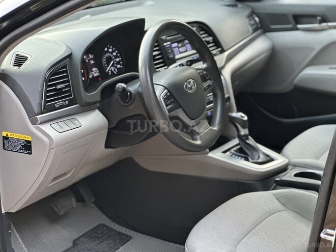 Hyundai Elantra 2016, 102,000 km - 2.0 l - Saatlı