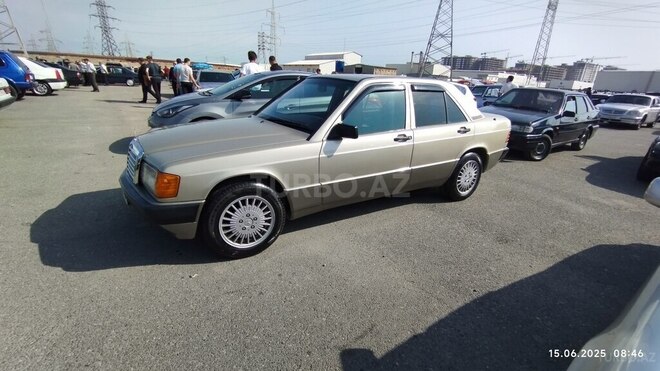 Mercedes 190 1991, 400,681 km - 1.8 л - Bakı