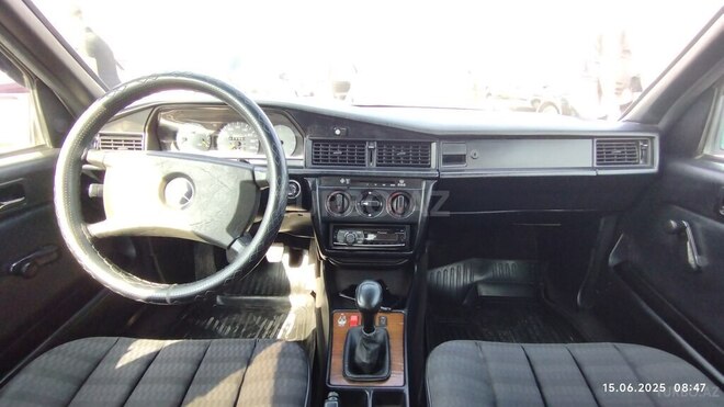 Mercedes 190 1991, 400,681 km - 1.8 л - Bakı