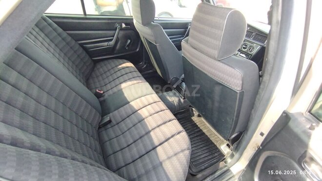 Mercedes 190 1991, 400,681 km - 1.8 л - Bakı