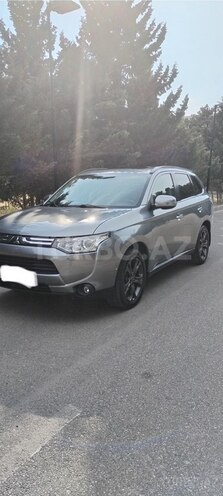 Mitsubishi Outlander 2013, 212,000 km - 3.0 l - Bakı