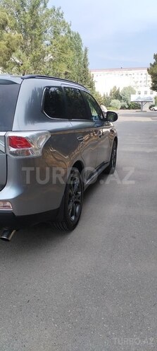 Mitsubishi Outlander 2013, 212,000 km - 3.0 l - Bakı
