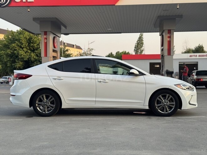 Hyundai Elantra 2017, 152,385 km - 1.6 l - Bakı