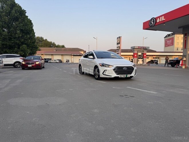 Hyundai Elantra 2017, 152,385 km - 1.6 l - Bakı