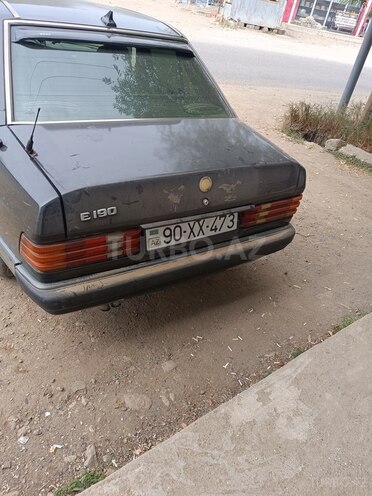 Mercedes 190 1993, 320,231 km - 2.0 l - Astara