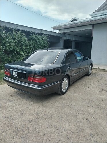 Mercedes E 270 2000, 249,660 km - 2.7 l - Sabirabad
