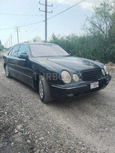 Mercedes E 270 2000, 249,660 km - 2.7 l - Sabirabad