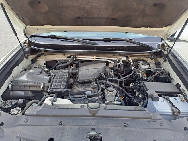 Toyota Land Cruiser Prado 2012, 197,000 km - 2.7 l - Bakı