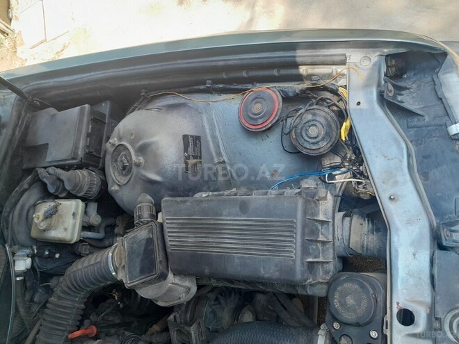 BMW 318 1992, 180,000 km - 1.8 л - Sumqayıt