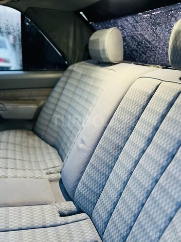 Mercedes 190-7
