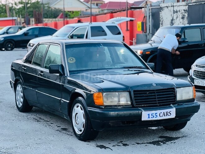 Mercedes 190-2