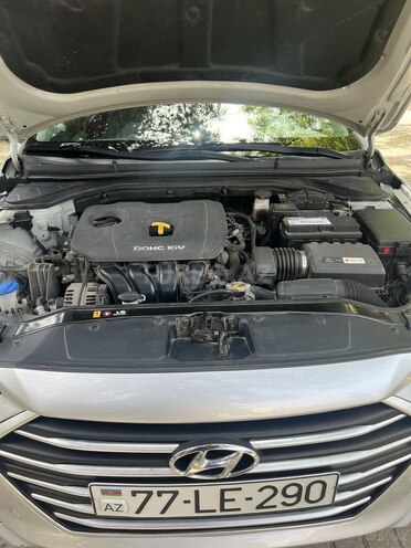 Hyundai Elantra 2018, 110,240 km - 2.0 л - Bakı