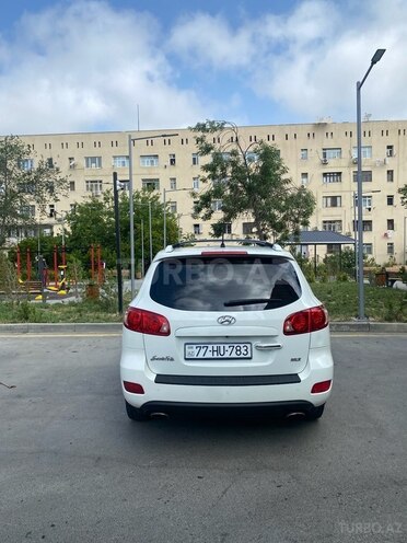 Hyundai Santa Fe-5