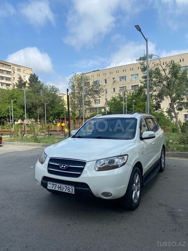 Hyundai Santa Fe-4