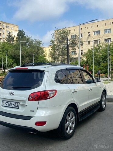 Hyundai Santa Fe-9