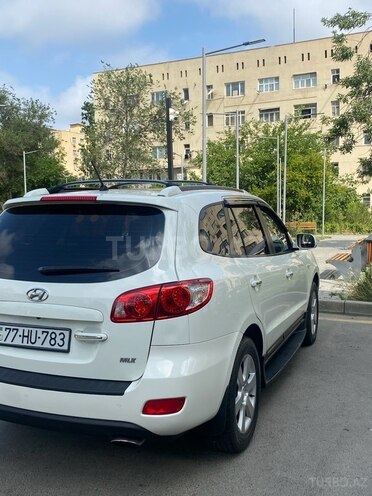 Hyundai Santa Fe-8