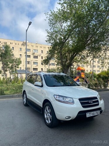 Hyundai Santa Fe-1