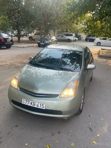 Toyota Prius-1