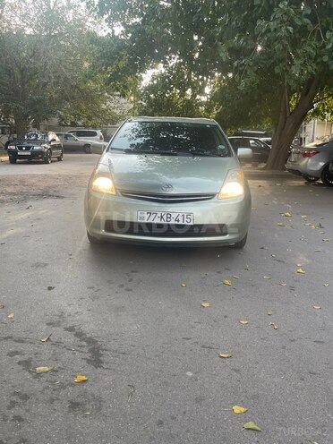 Toyota Prius-2