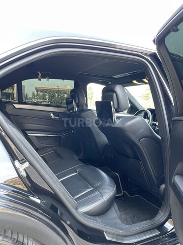 Mercedes E 220 d 2013, 235,000 km - 2.2 л - Bakı