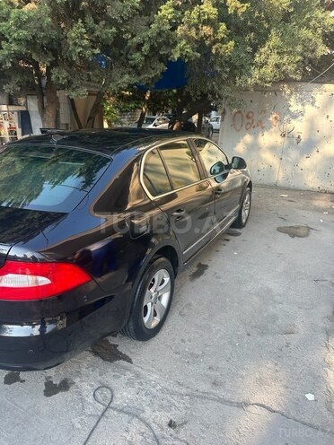 Skoda Superb 2012, 300,000 km - 2.0 l - Bakı