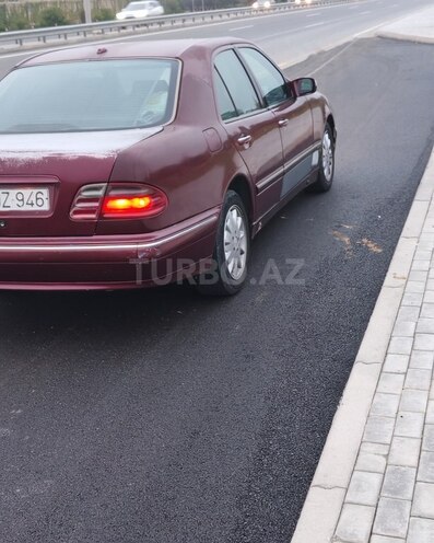 Mercedes E 220 d 2000, 656,000 km - 2.2 l - Bakı