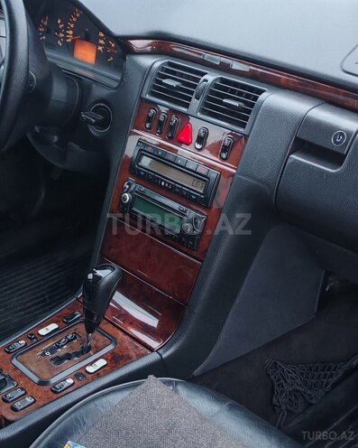 Mercedes E 220 d 2000, 656,000 km - 2.2 l - Bakı