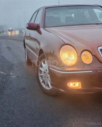 Mercedes E 220 d 2000, 656,000 km - 2.2 l - Bakı
