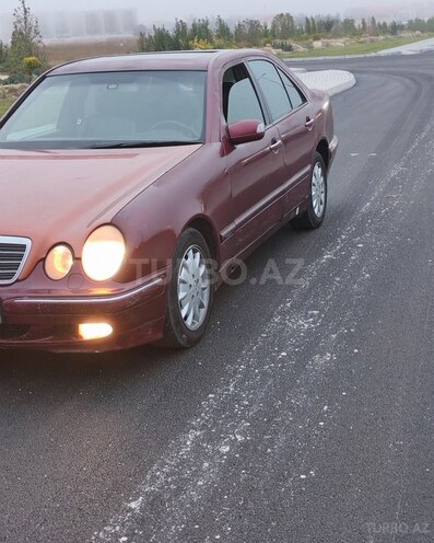 Mercedes E 220 d 2000, 656,000 km - 2.2 l - Bakı