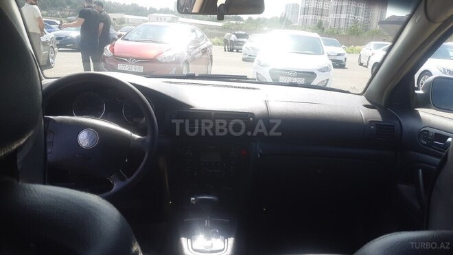 Volkswagen Passat 2003, 520,000 km - 1.8 l - Bakı