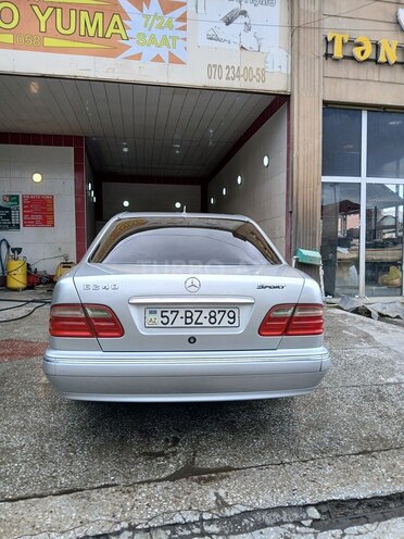 Mercedes E 240 1999, 268,776 km - 2.4 l - Gəncə