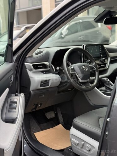 Toyota Highlander-9