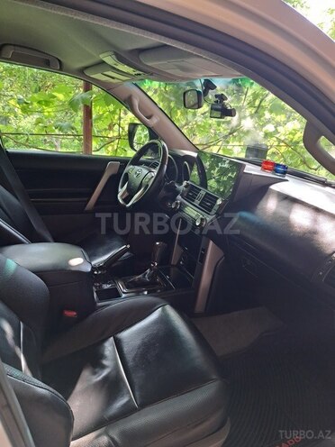 Toyota Land Cruiser Prado 2010, 258,000 km - 2.7 l - Bakı