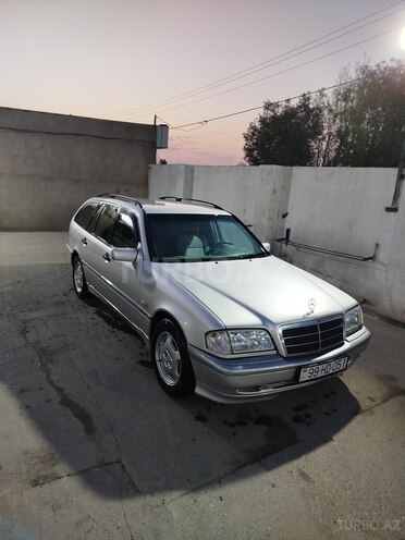 Mercedes C 180 1999, 394,237 km - 1.8 л - İsmayıllı