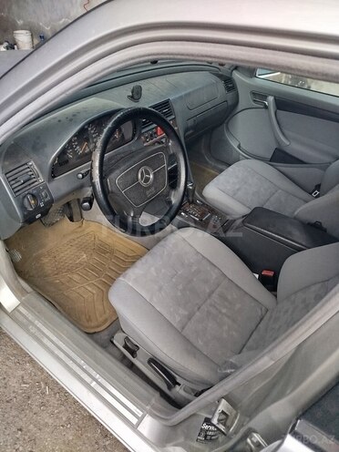 Mercedes C 180 1999, 394,237 km - 1.8 л - İsmayıllı