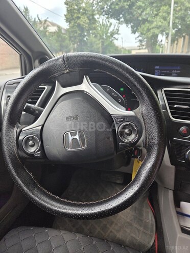 Honda Civic 2013, 165,000 km - 1.5 л - Gəncə