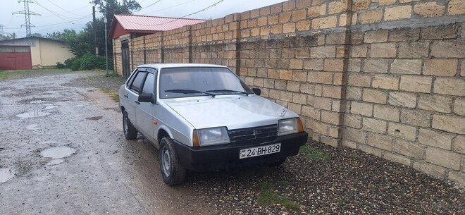 LADA (VAZ) 21099 2002, 350,000 km - 1.6 l - Quba