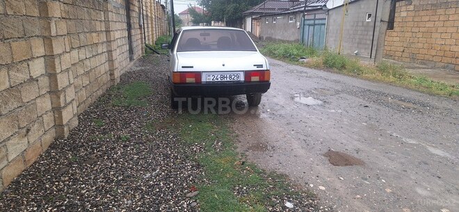 LADA (VAZ) 21099 2002, 350,000 km - 1.6 l - Quba