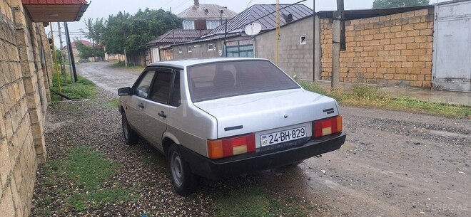 LADA (VAZ) 21099 2002, 350,000 km - 1.6 l - Quba