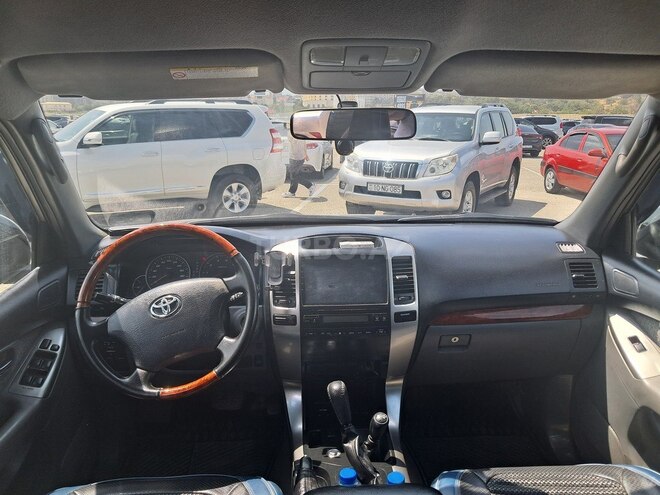 Toyota Land Cruiser Prado-2