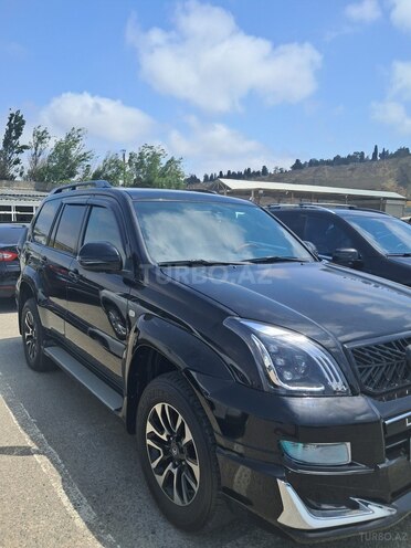 Toyota Land Cruiser Prado-4