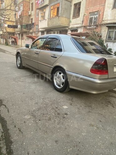 Mercedes C 220 1995, 170,000 km - 2.2 л - Bakı