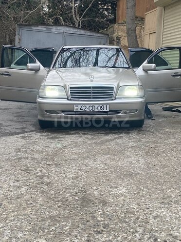 Mercedes C 220 1995, 170,000 km - 2.2 л - Bakı
