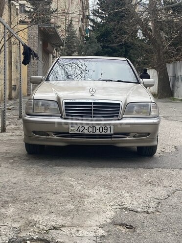 Mercedes C 220 1995, 170,000 km - 2.2 л - Bakı