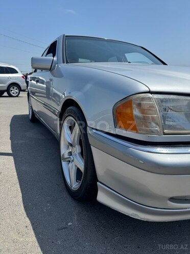 Mercedes C 240 1999, 220,061 km - 2.4 l - Bakı